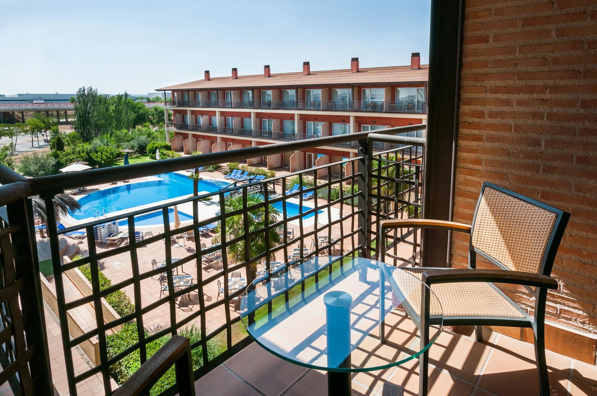 Hotel Isla De La Garena Alcalá de Henares Dış mekan fotoğraf