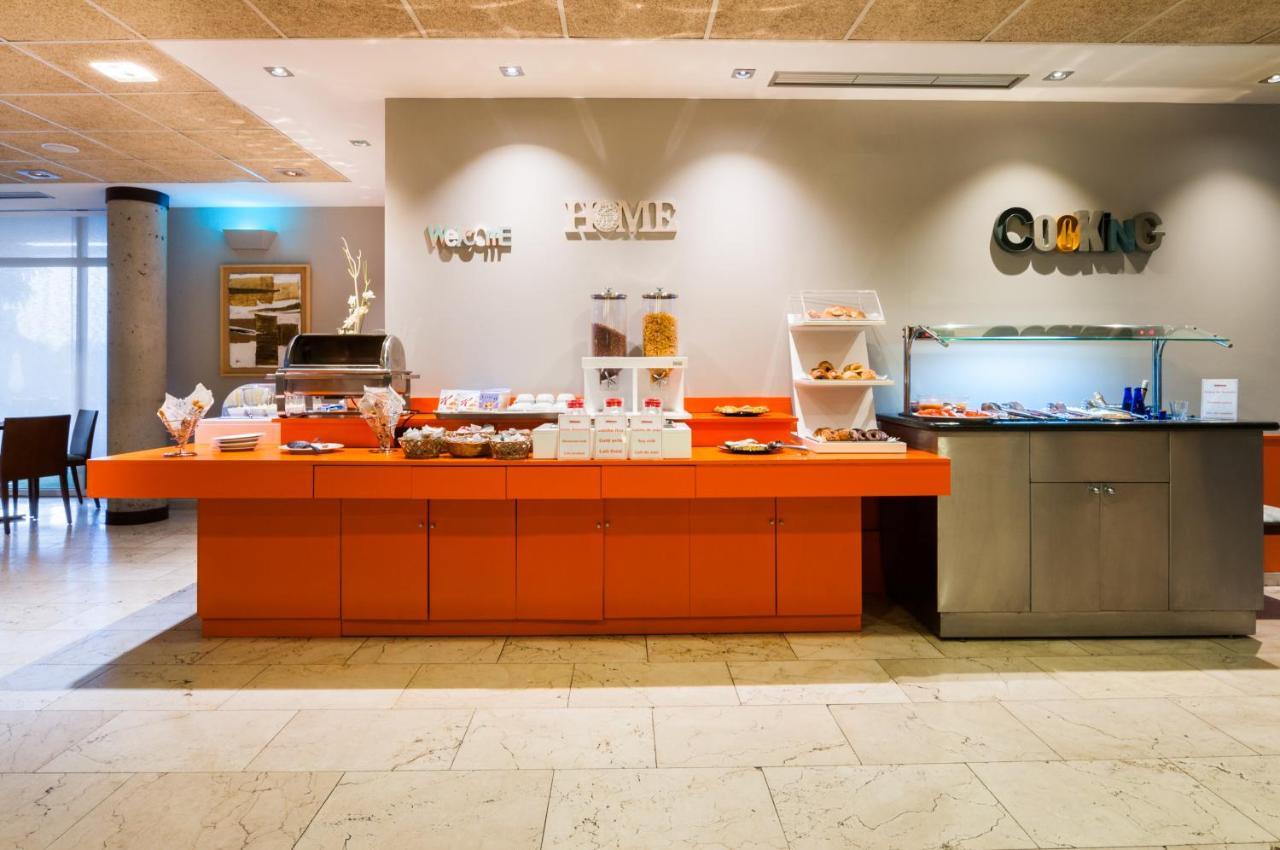 Hotel Isla De La Garena Alcalá de Henares Dış mekan fotoğraf