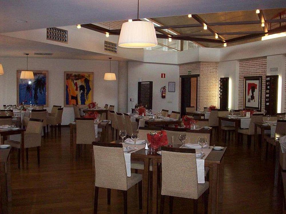 Hotel Isla De La Garena Alcalá de Henares Dış mekan fotoğraf