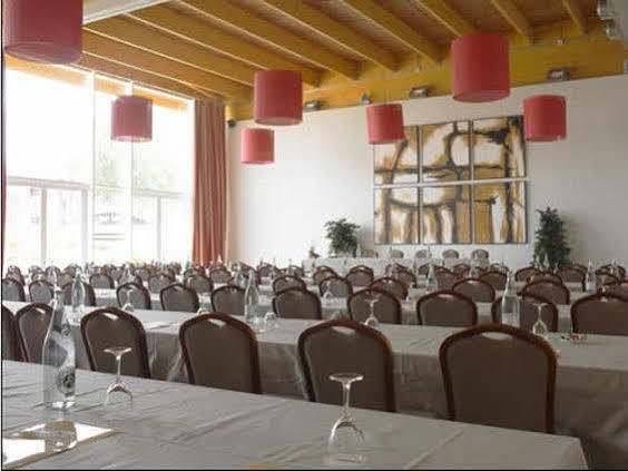 Hotel Isla De La Garena Alcalá de Henares İş olanakları fotoğraf
